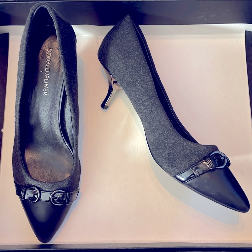 🖤Donald Pliner - Gray & Black - Size 8.5